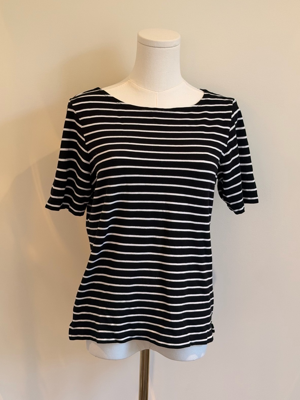 Liz Claiborne Black & White Striped Women’s Short Sleeve Top
